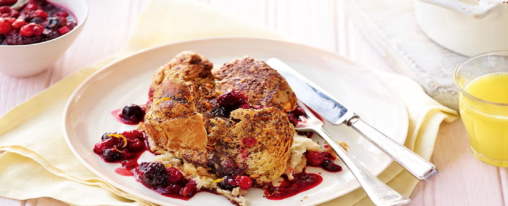 baked croissant header.jpg