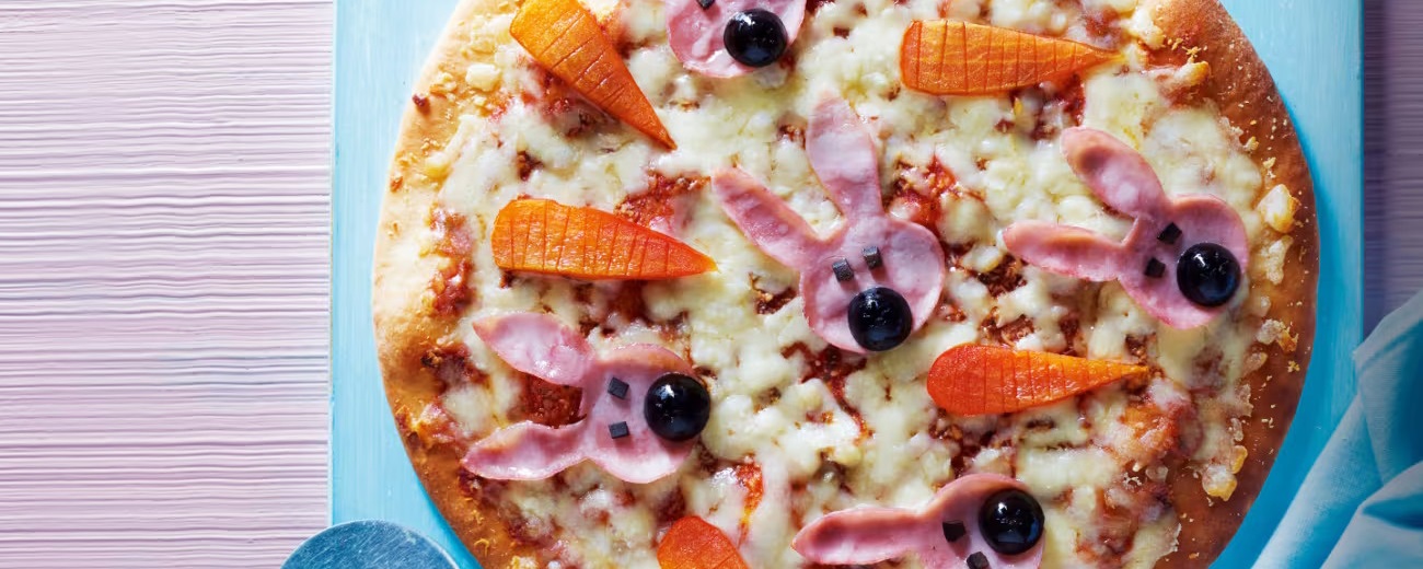 Easter bunny pizza.jpg