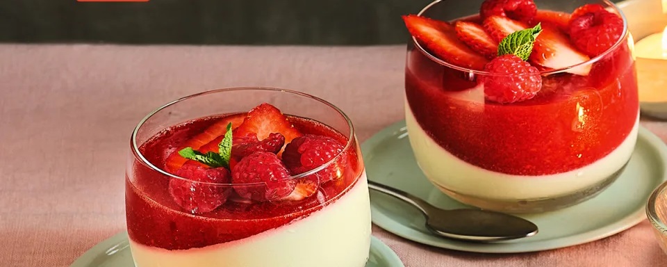 Raspberry & strawberry panna cotta jellies header.jpg