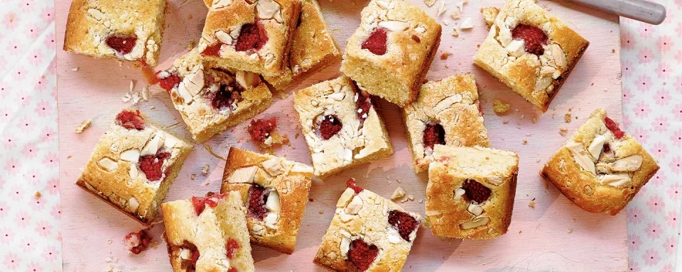 white-chocolate-and-raspberry-blondies header.jpg