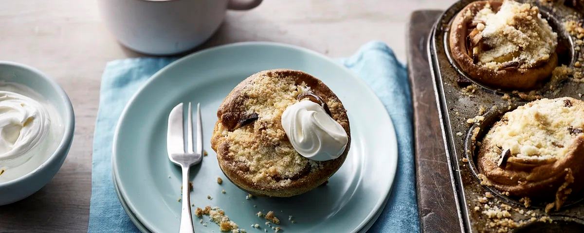 Yorkshire Puddings With Apple Crumble Filling Header.jpg